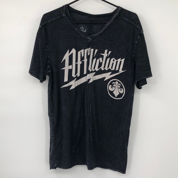 Affliction Other - Affliction Live Fast V-Neck T-shirt Size L